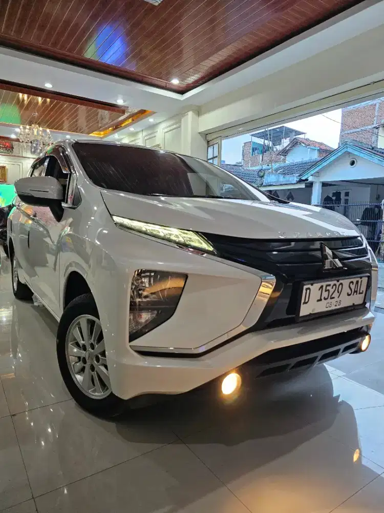 Mitsubishi Xpander Gls 1.5 2018 M/T White Pearl