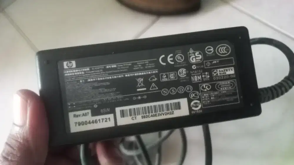 Charger laptop HP original 19.5V 3.33A 65W cocok untuk model 14-AC, 14