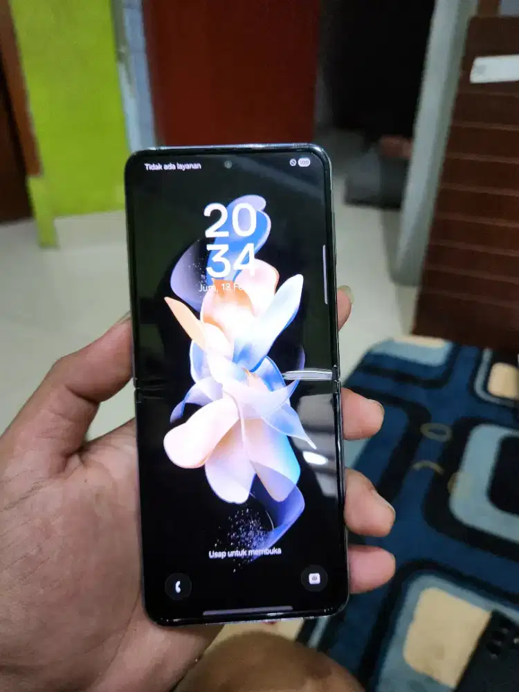 Samsung z flip 4 8/256 gb