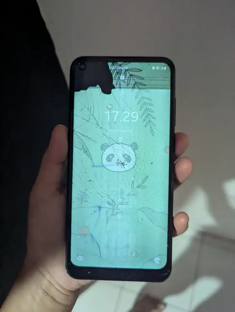 Hp Samsung resmi A11 3/32 lancar jaya, lcd pecah