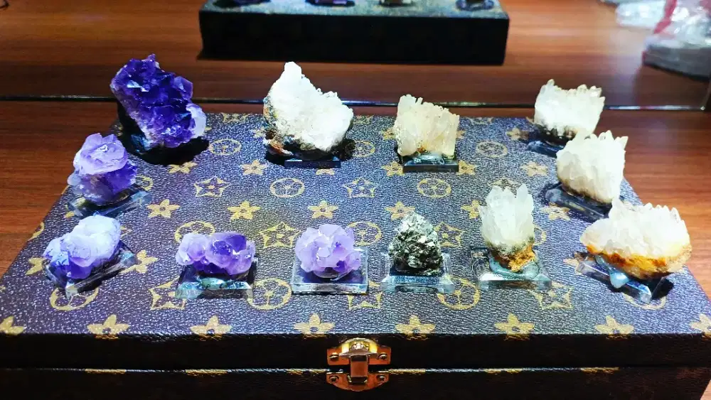 Rough Crystal Quartz Collection (12pcs)