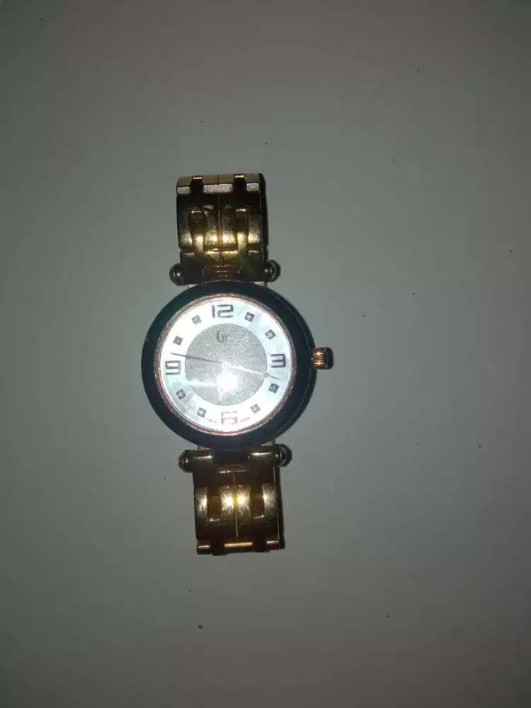 Jam Tangan GC made Swiss Diamond