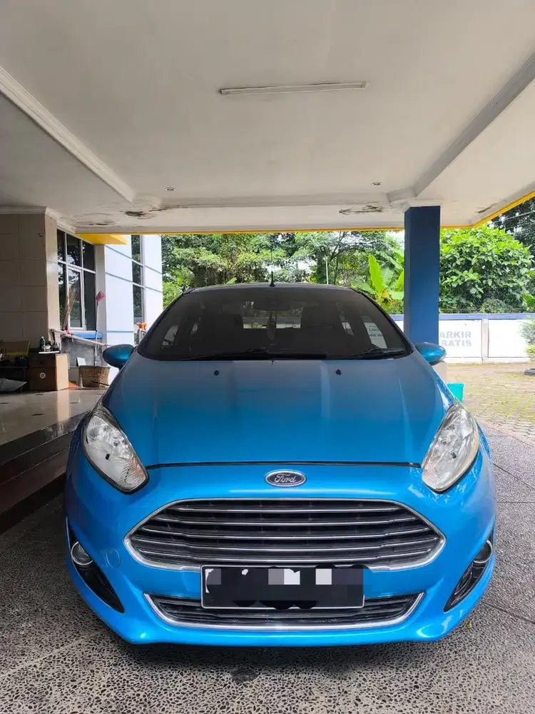 (RARE) FORD FIESTA ECOBOOST TITANIUM SEDAN
