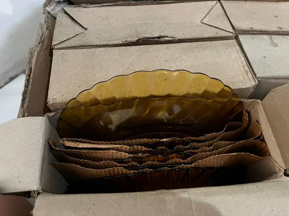 48 Piring Kaca Baru Rumah Kosan Kontrakan