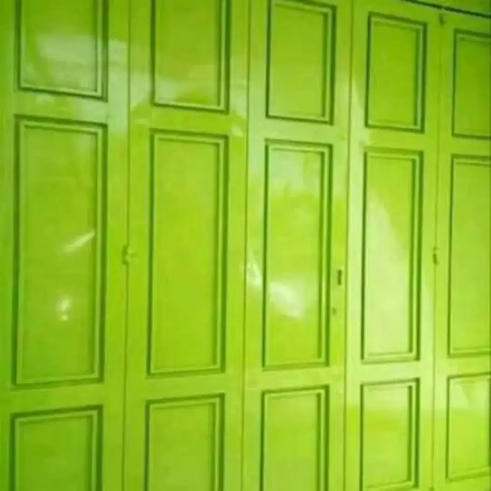 Menerima pemasangan pintu plat sistem henderson