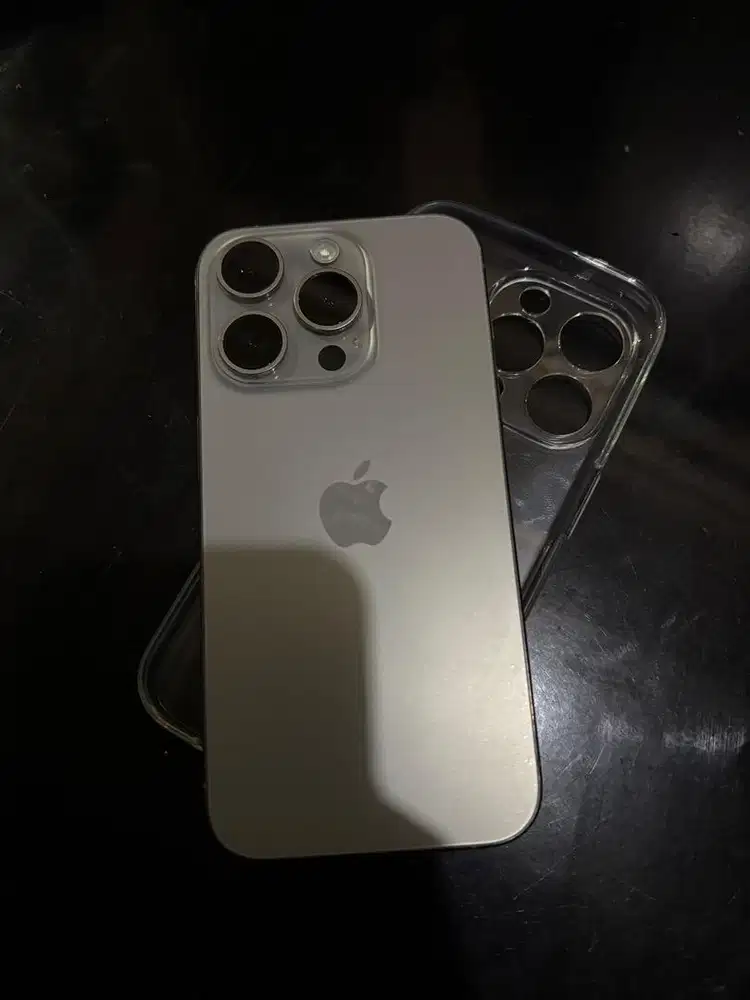 Iphone 15pro 128gb ex Blibli Resmi