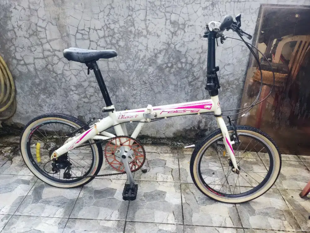 Sepeda lipat folding blazt 20