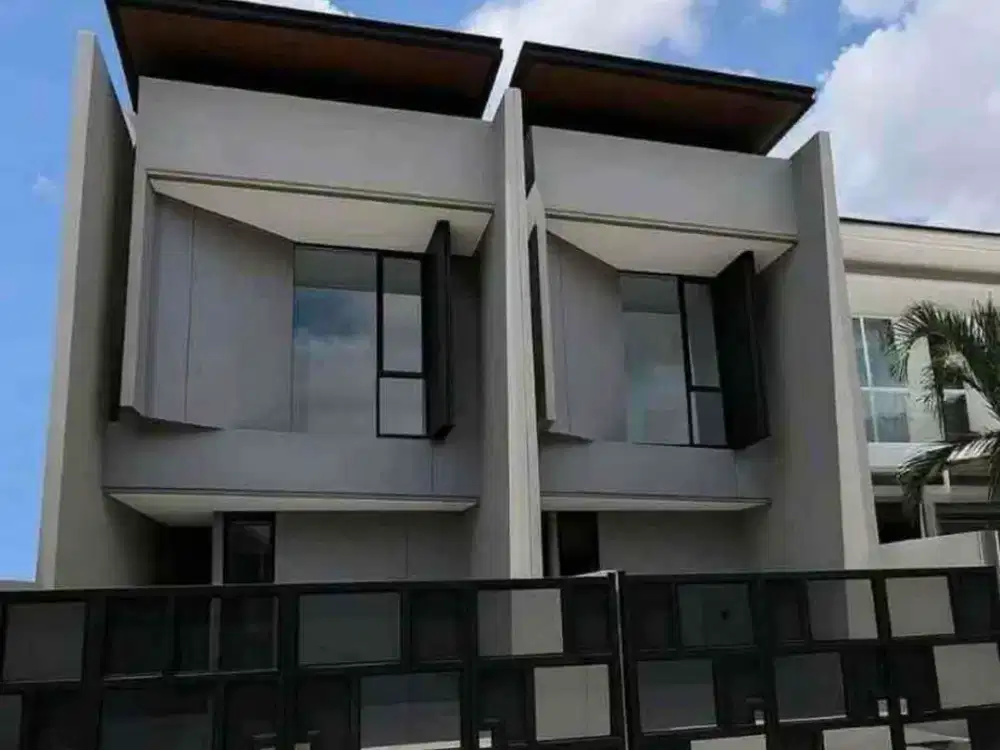 Baru Gress‼️Jual Rumah lokasi Premium di Pandugo Surabaya row jalan 3 mobil