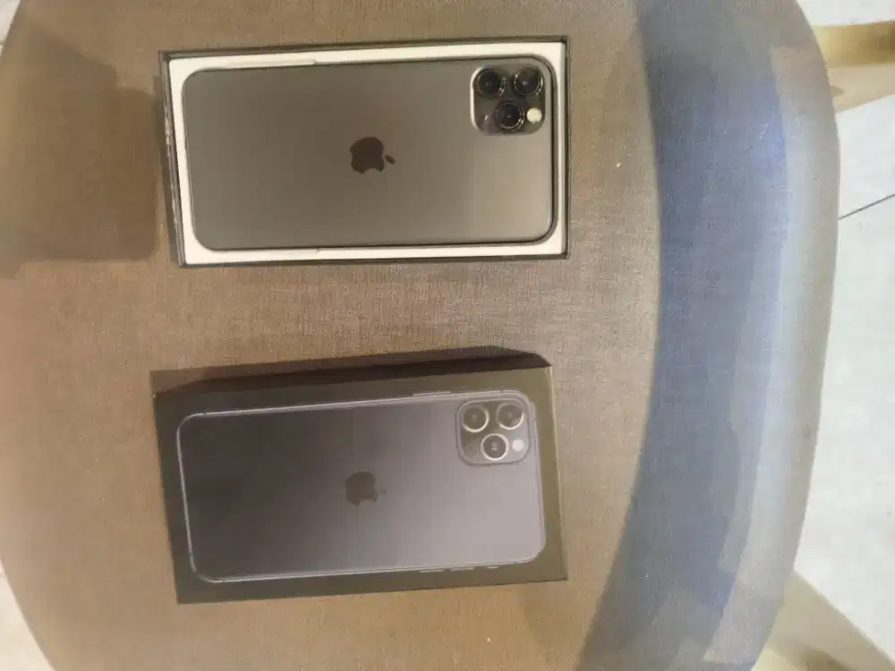 iPhone 11 pro max 512gb terbaik layar besar