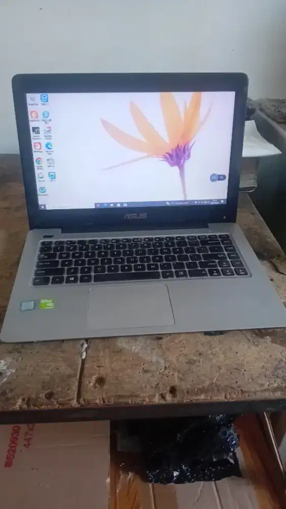 LAptop ASUS core i5 generasi 7, DDR4, SSD, DUAL VGA