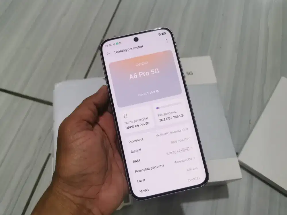 Oppo A6 Pro 5G

Ram 8/256