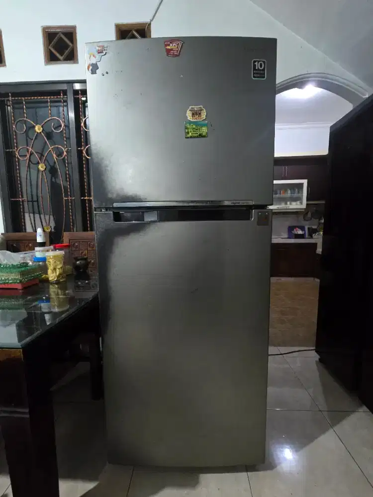 Kulkas Samsung ukuran besar