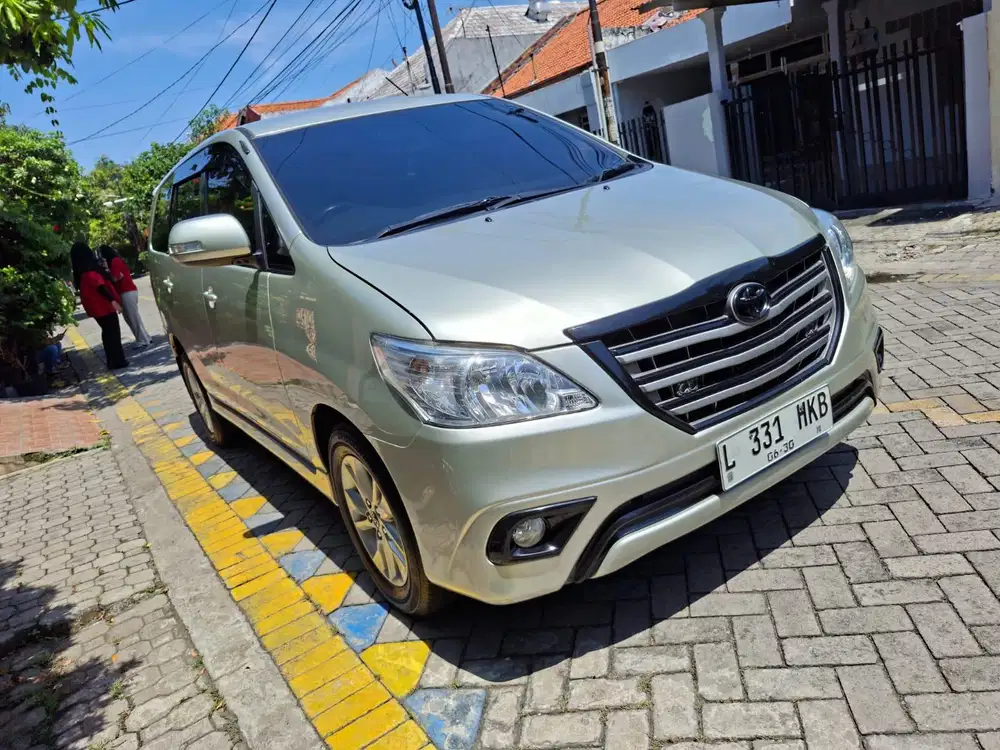 Toyota Innova 2.5V Diesel Matic/At 2012 Kondisi Sangat Terawat