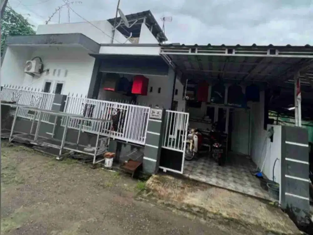 jual rumah strategis 2 lantai kota serang