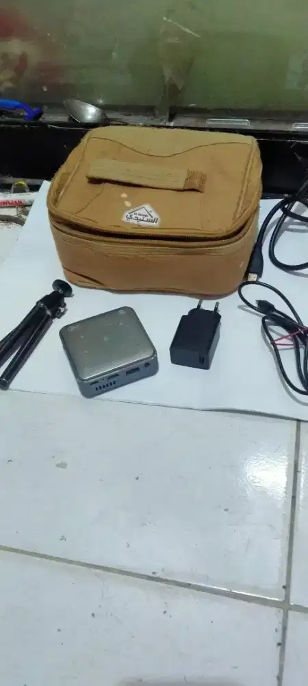 Smart proyektor. Androit dlp 4k