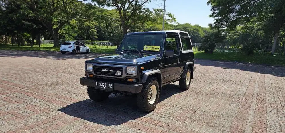 Rocky F75 4x4 th 1995 Original Cat Total dan Interior, Simpanan Spt Br