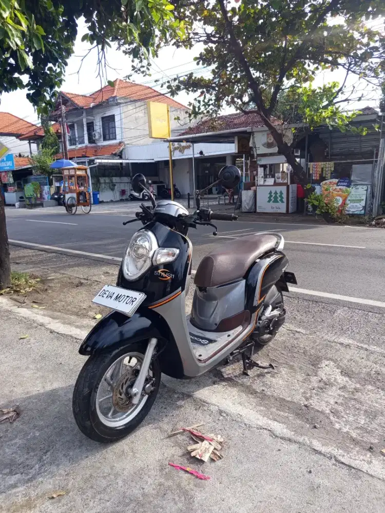 Scoopy 2017 hitam Deva motor
