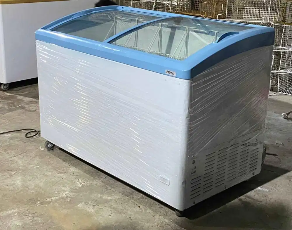 Dijual freezer 300 liter