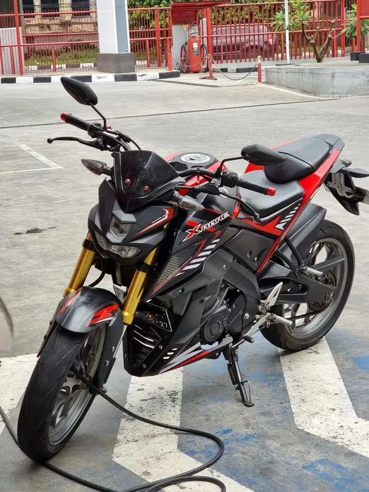 Dijual Yamaha Xabre Merah