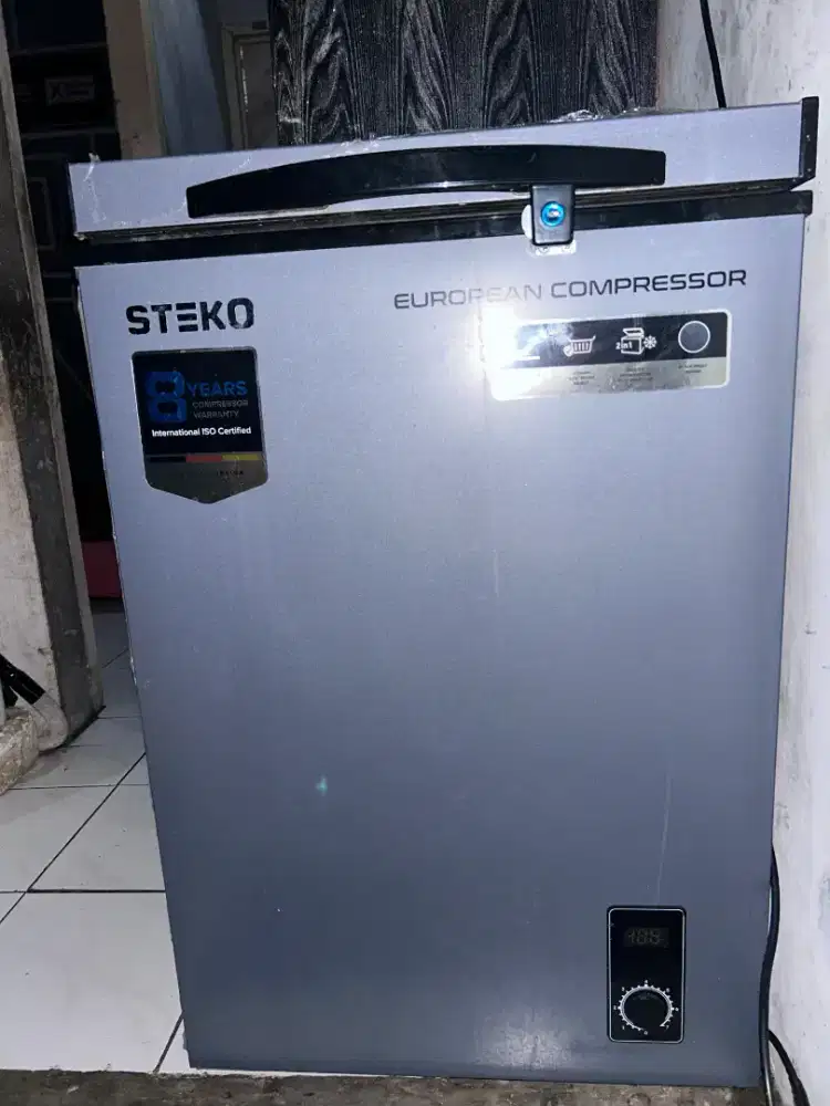 Dijual freezer box steko 100 liter