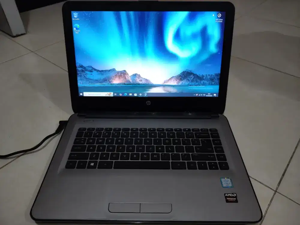 Laptop HP 14 Core i5 6200U Dual VGA