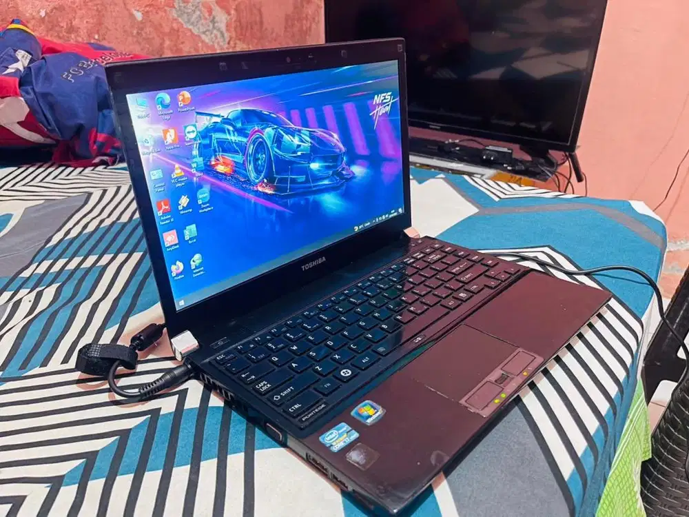 Laptop Toshiba Portege R830 Core I7 Second