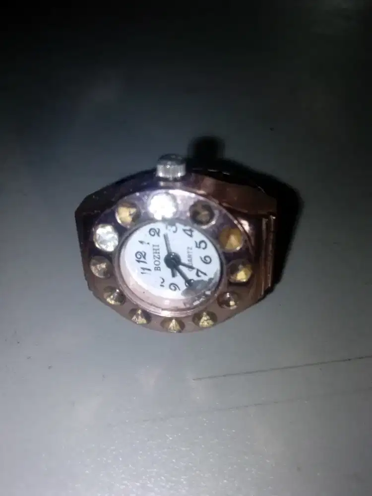 Jam model cincin