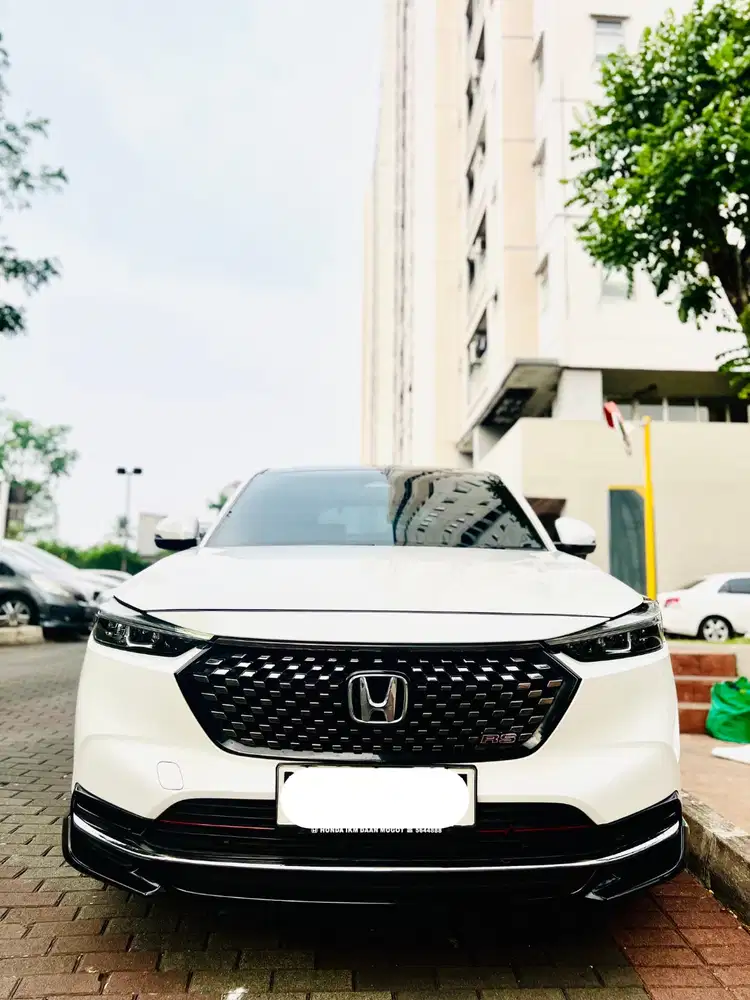 Honda HRV RS 1.5 Turbo 2023 KM 38rban Putih Pajak 03-2027 Km Reccord