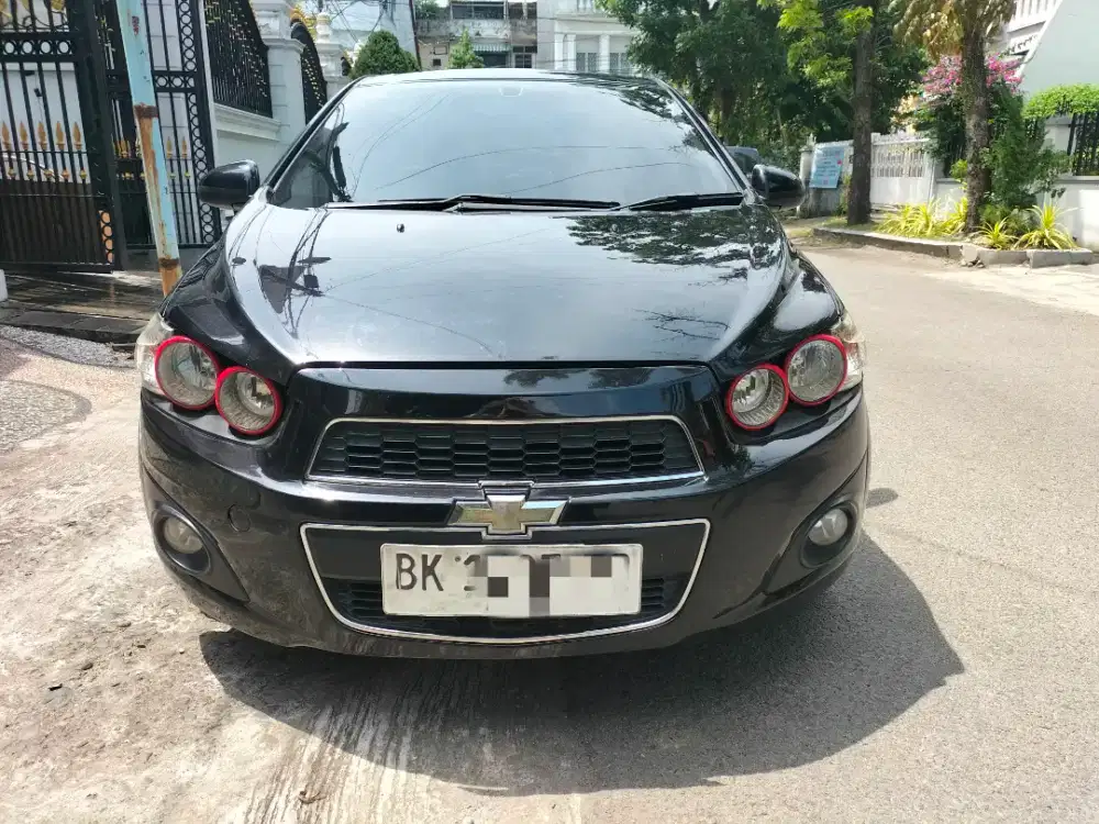 Chevrolet Aveo Sonic AT Matic Hitam 2012