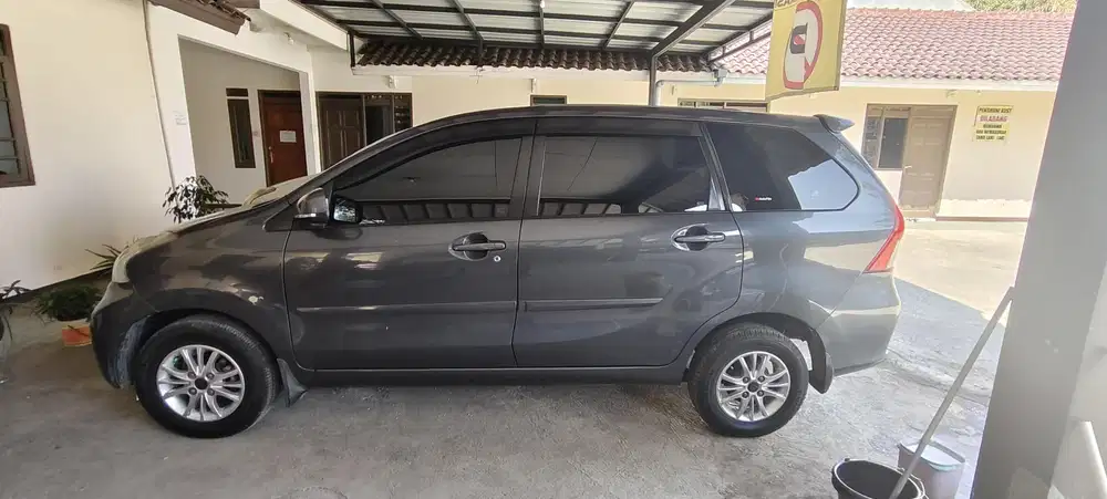Daihatsu Xenia 2013 Bensin