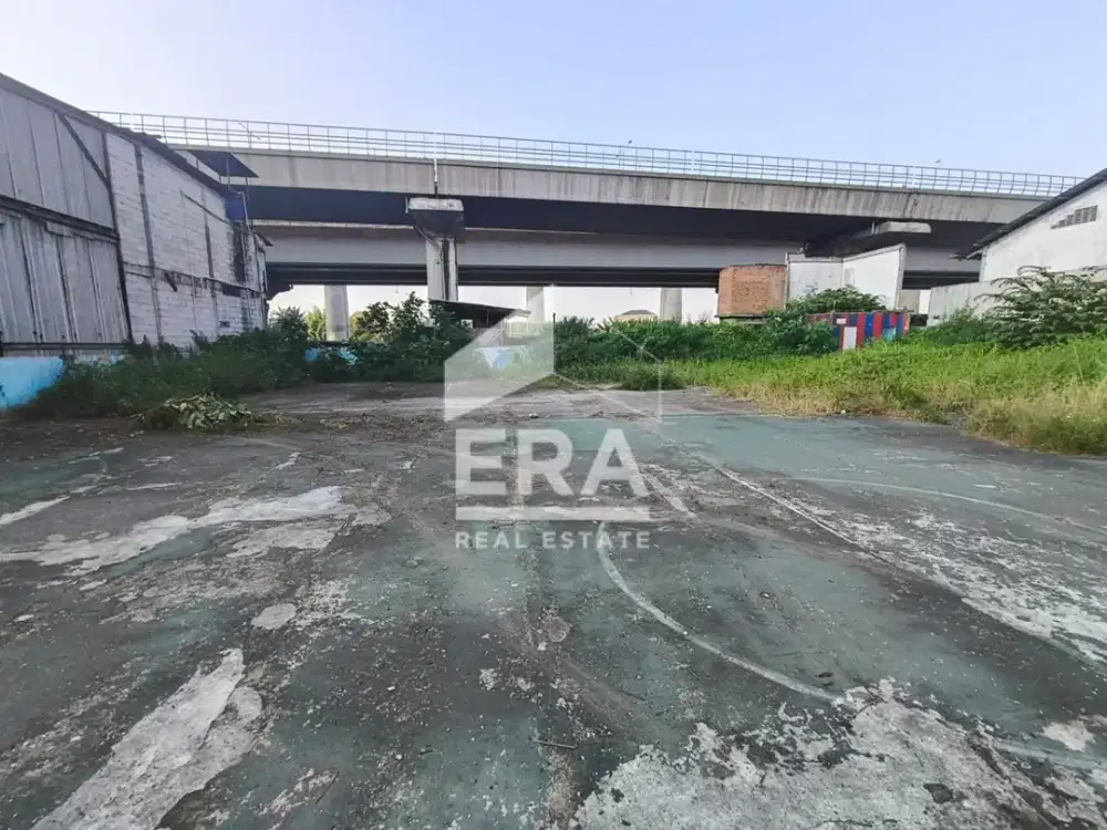 Dijual Tanah Cocok untuk Cafe, Komersil, Lapangan Futsal/Padel di Kota Bekasi