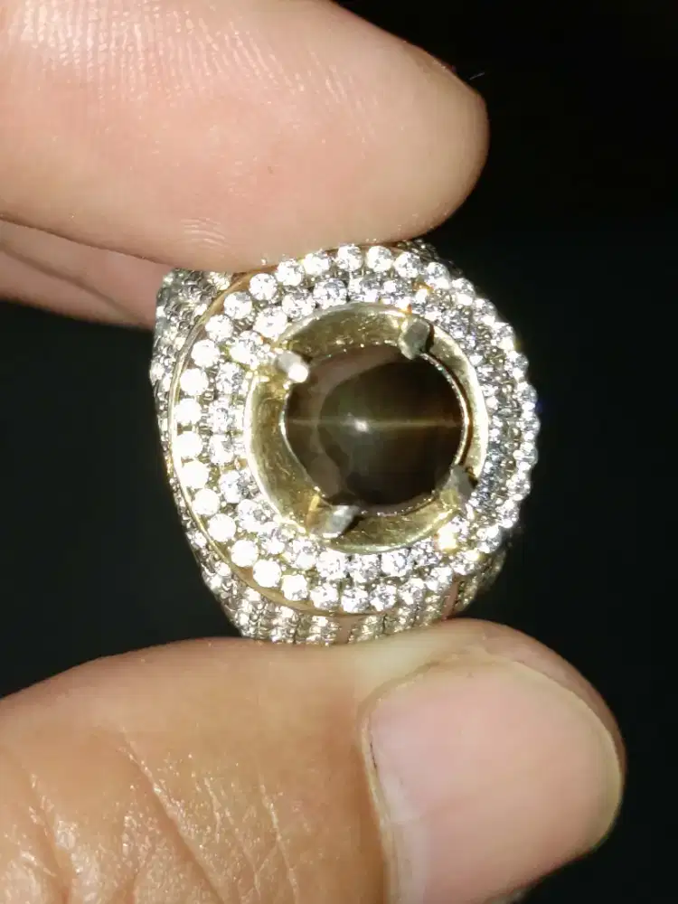 Cat eye cgrysoberyl 4crt body crystal warna tua srilangka harga pas