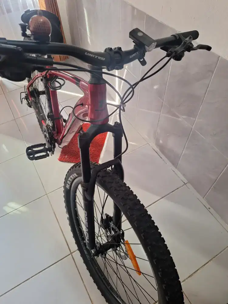 Jual sepeda gunung merk united monanza 4.3