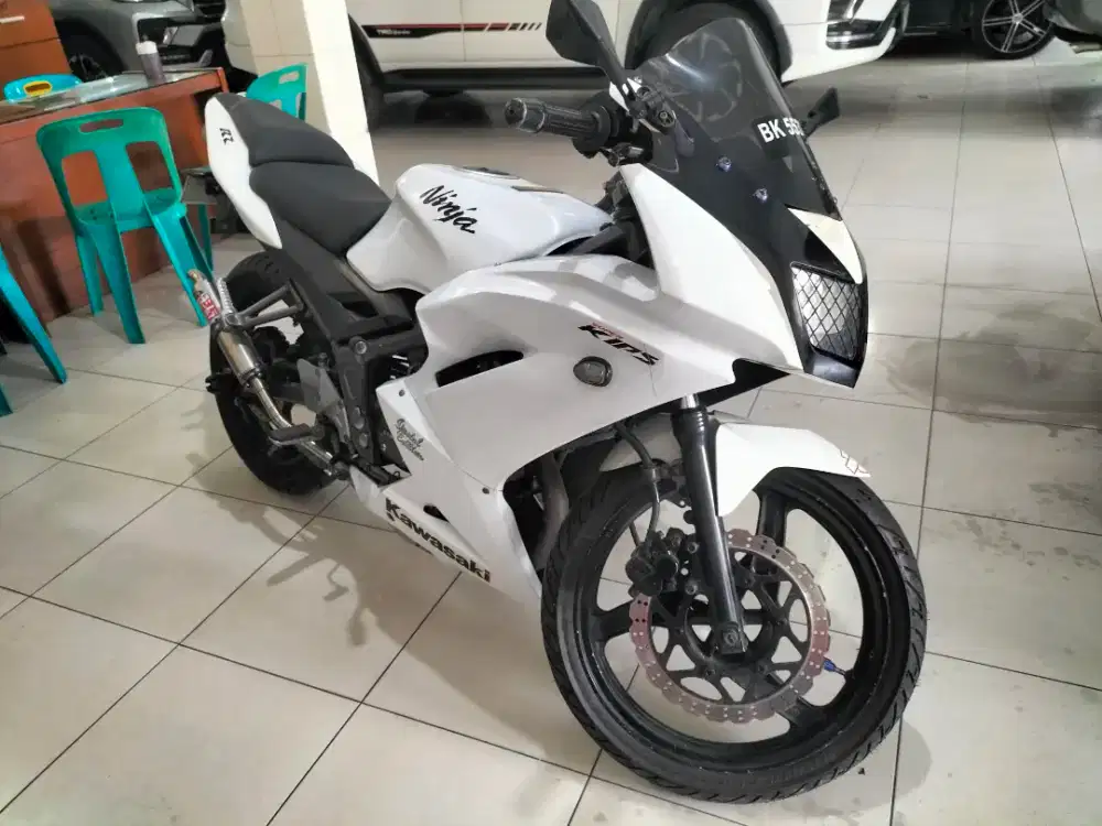 Kawasaki Ninja RR Putih 2012