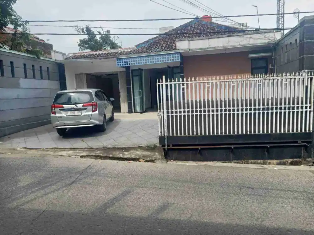 Rumah cocok untuk usaha/tinggal di Cikutra Padasuka