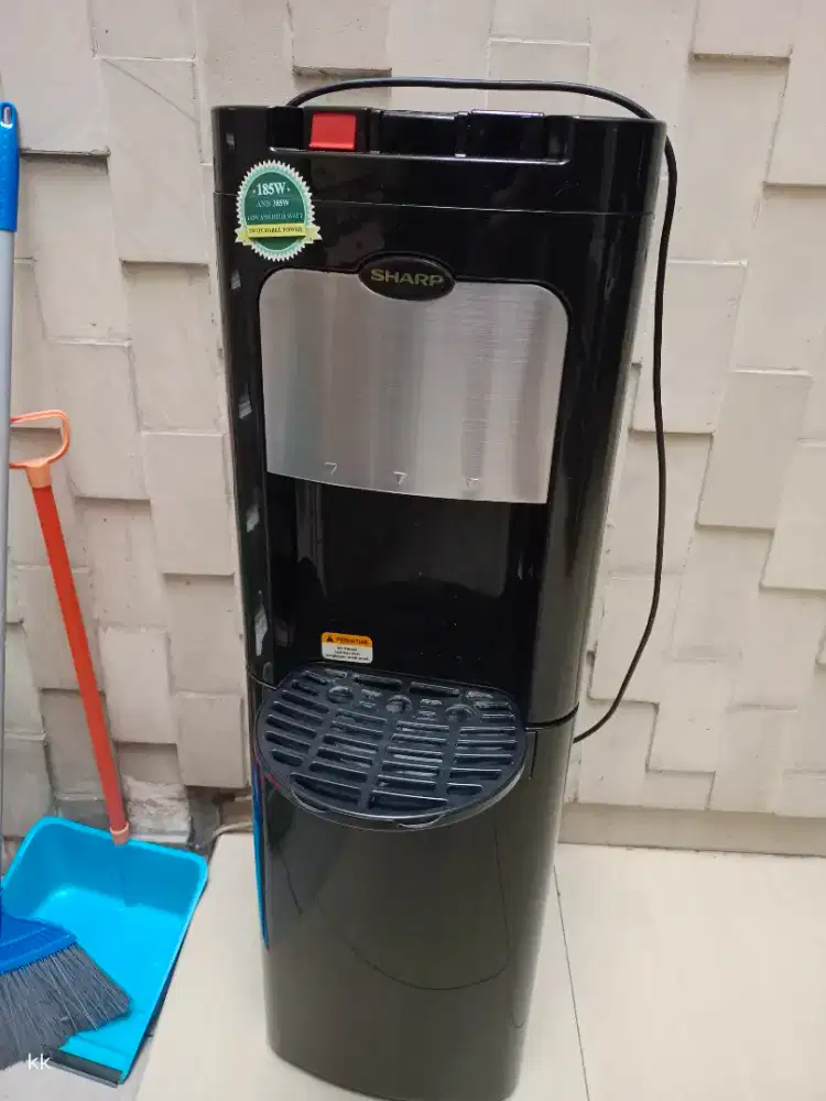 Dijual Dispenser SHARP swd 68 eh