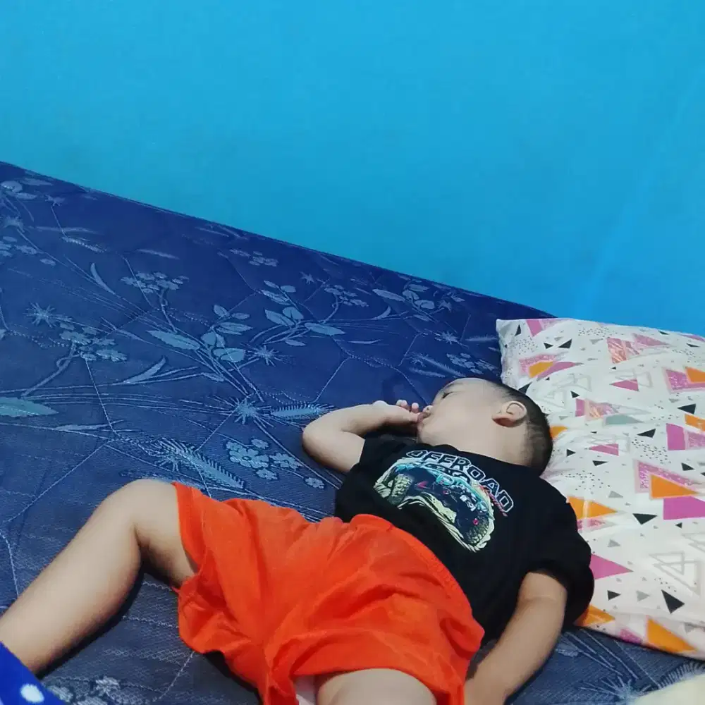 Dibutuhkan pengasuh anak