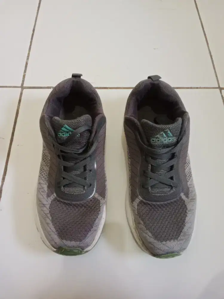 Jual sepatu Adidas