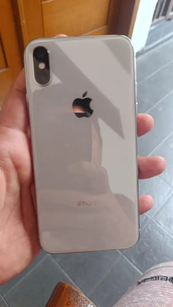 Dijual Iphone X 256GB kondisi mulus ex inter warna putih