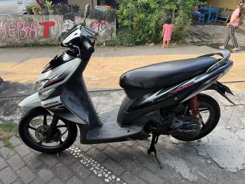 Vario THN 2006 plat AB Bantul