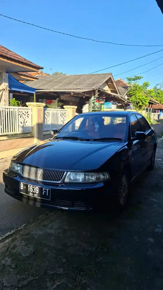 Mitsubishi Lancer 1.6 MT
