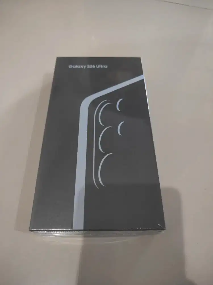 BNIB Samsung Galaxy S26 Ultra 12/512gb