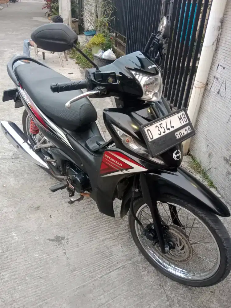 Revo 2014 siap pakai & stnk panjang