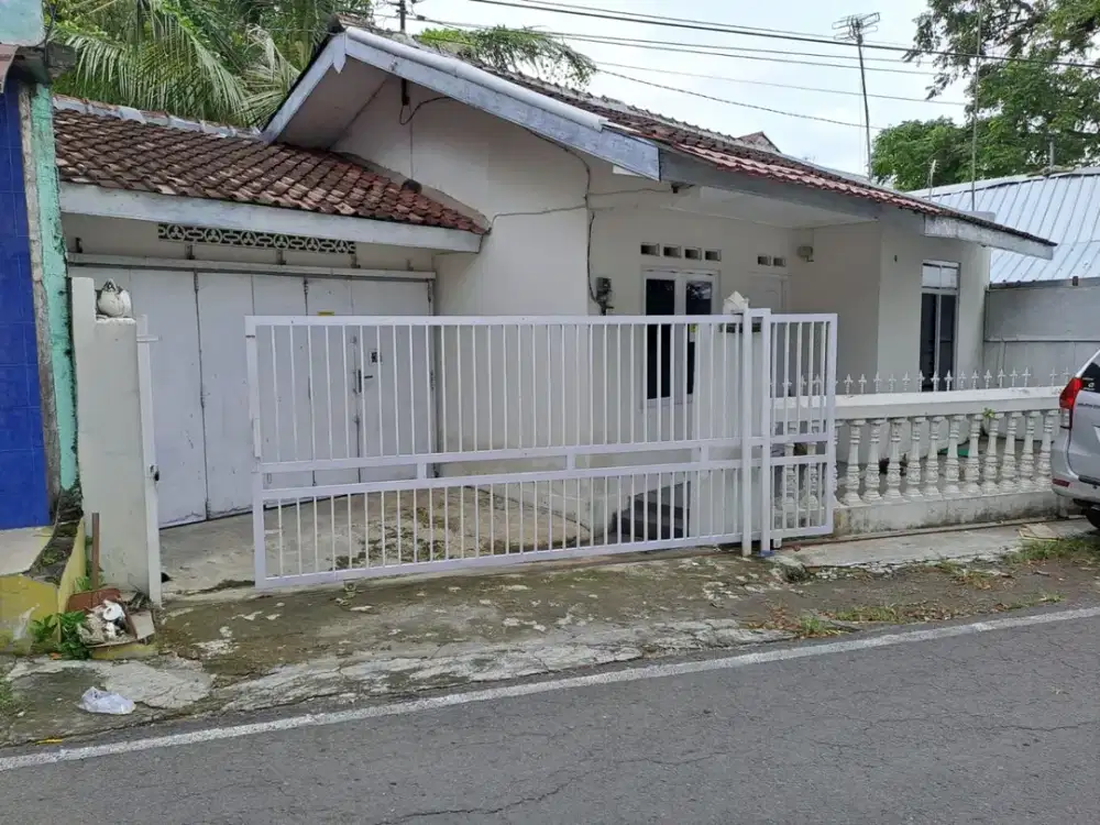 Dijual  Rumah ditengah Solo