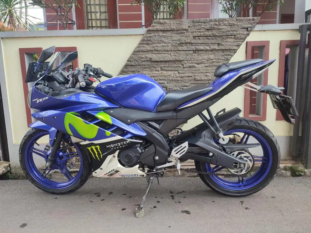 FOR SALE R15 V2 TAHUN 2016