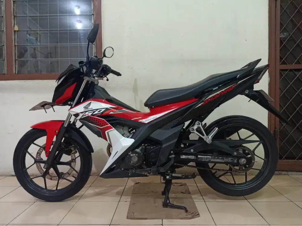 Honda SONIC 150 DOHC 6 SPEED 2024 BL 3 (SIMPANAN / LIKE NEW) B DKI