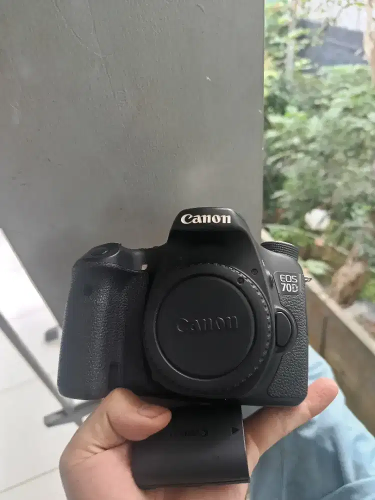 Canon 70D body only mulus matot