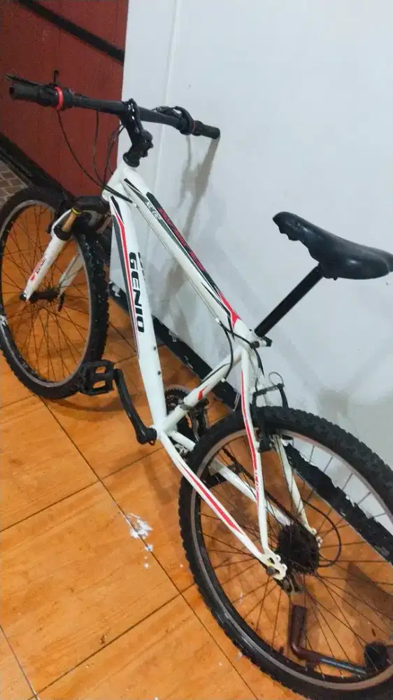 Sepeda commuter bike ring 26