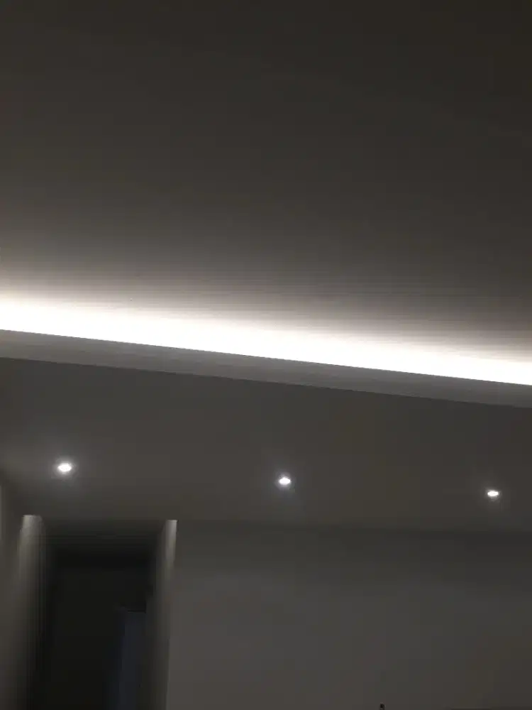 Tukang Pasang Plafon dan Partisi Gypsum. Kontraktor Bangun Rumah Mewah