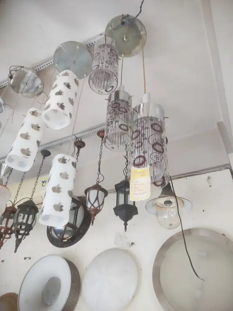 Lampu hias gantung minimalis
